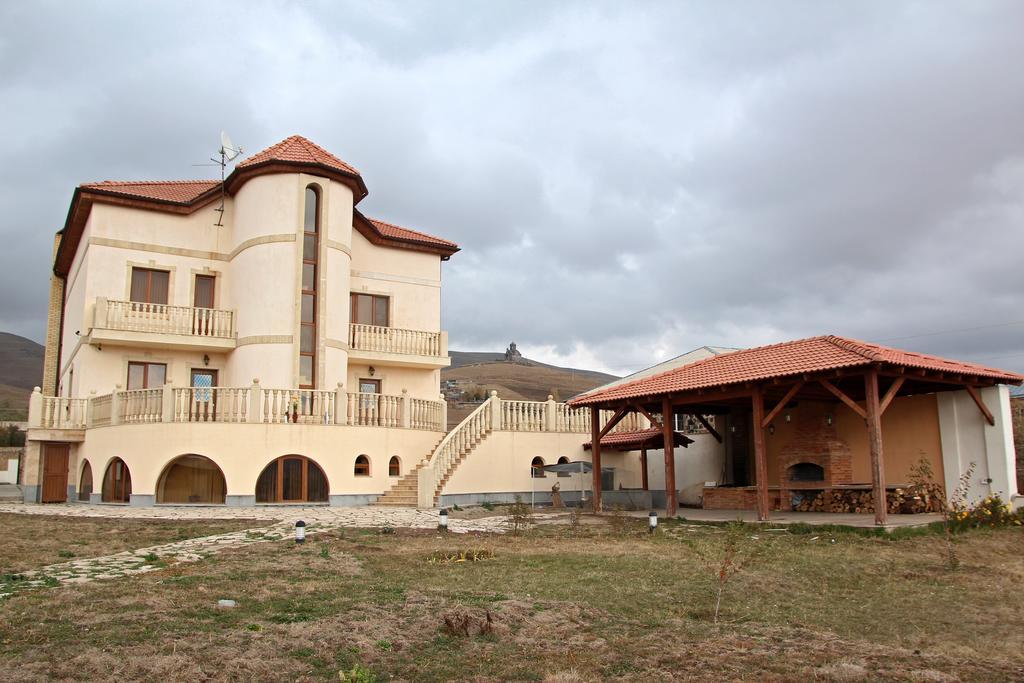 Tsaghkunq Guest House Sevan Exteriér fotografie